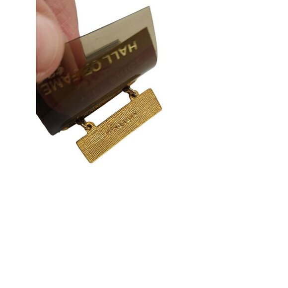 Hang Ten World's Greatest Fan Hall of Fame Footprints Lapel Brooch Pin Vintage - Picture 3 of 4